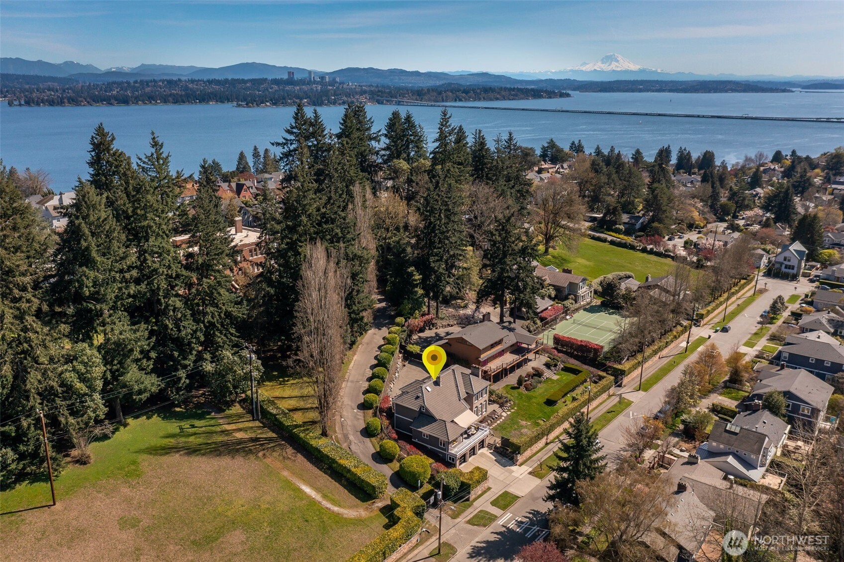 4550 49th Avenue NE Seattle WA 98105