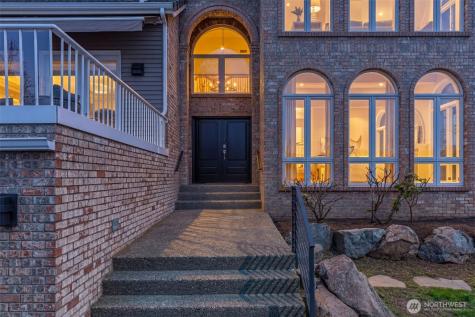 4550 49th Avenue NE Seattle WA 98105