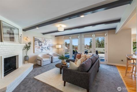 4550 49th Avenue NE Seattle WA 98105