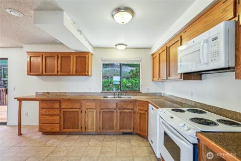 850 Dugualla Road Oak Harbor WA 98277