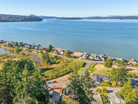 850 Dugualla Road Oak Harbor WA 98277