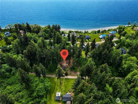 97 B Port Gardner Drive Hat Island WA 98206