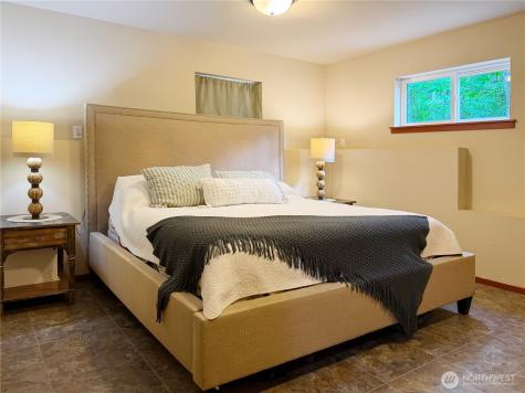 97 B Port Gardner Drive Hat Island WA 98206