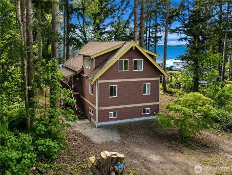 97 B Port Gardner Drive Hat Island WA 98206