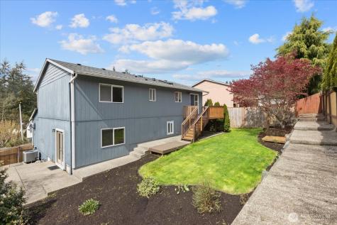 5515 78th Avenue NE Marysville WA 98270