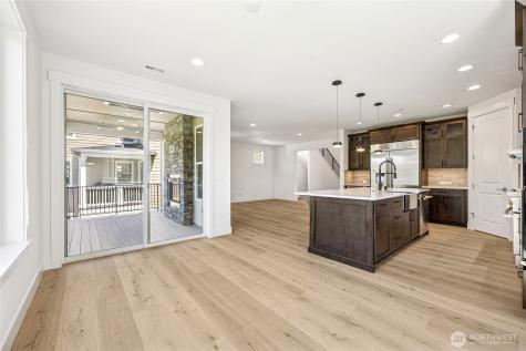 19515 81st Place NE Kenmore WA 98028
