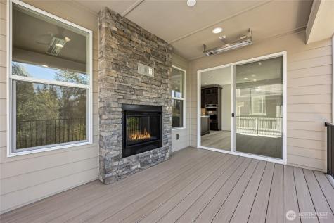 19515 81st Place NE Kenmore WA 98028
