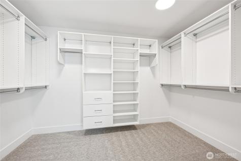 19515 81st Place NE Kenmore WA 98028