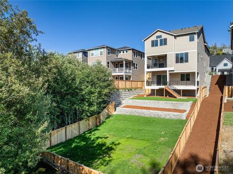 19515 81st Place NE Kenmore WA 98028