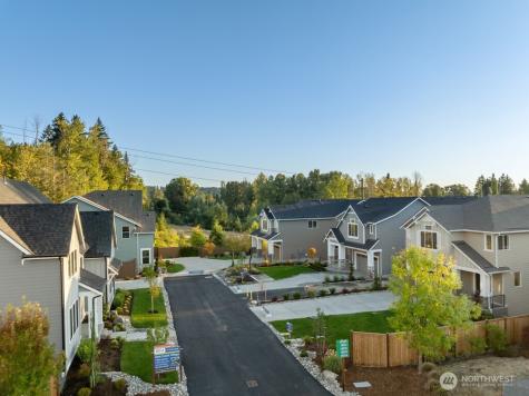 19515 81st Place NE Kenmore WA 98028