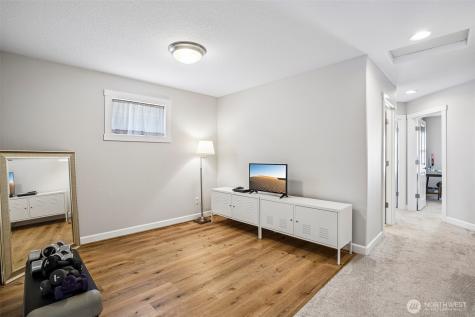 13715 NW 7th Place Vancouver WA 98685