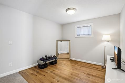 13715 NW 7th Place Vancouver WA 98685