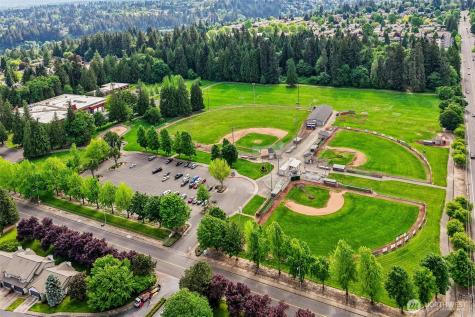 13715 NW 7th Place Vancouver WA 98685