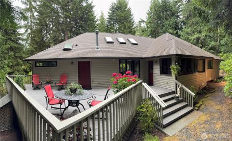 201 Buck Loop Sequim WA 98382