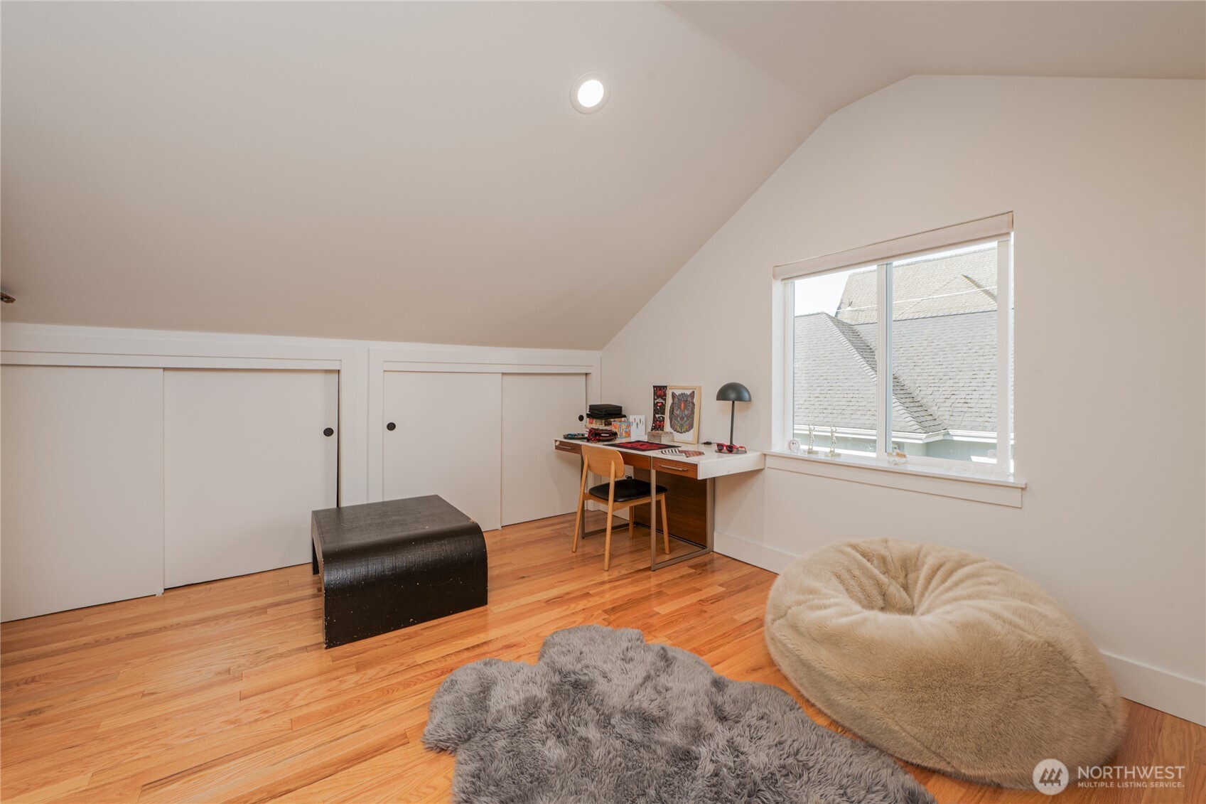 351 17th Avenue E Seattle WA 98112