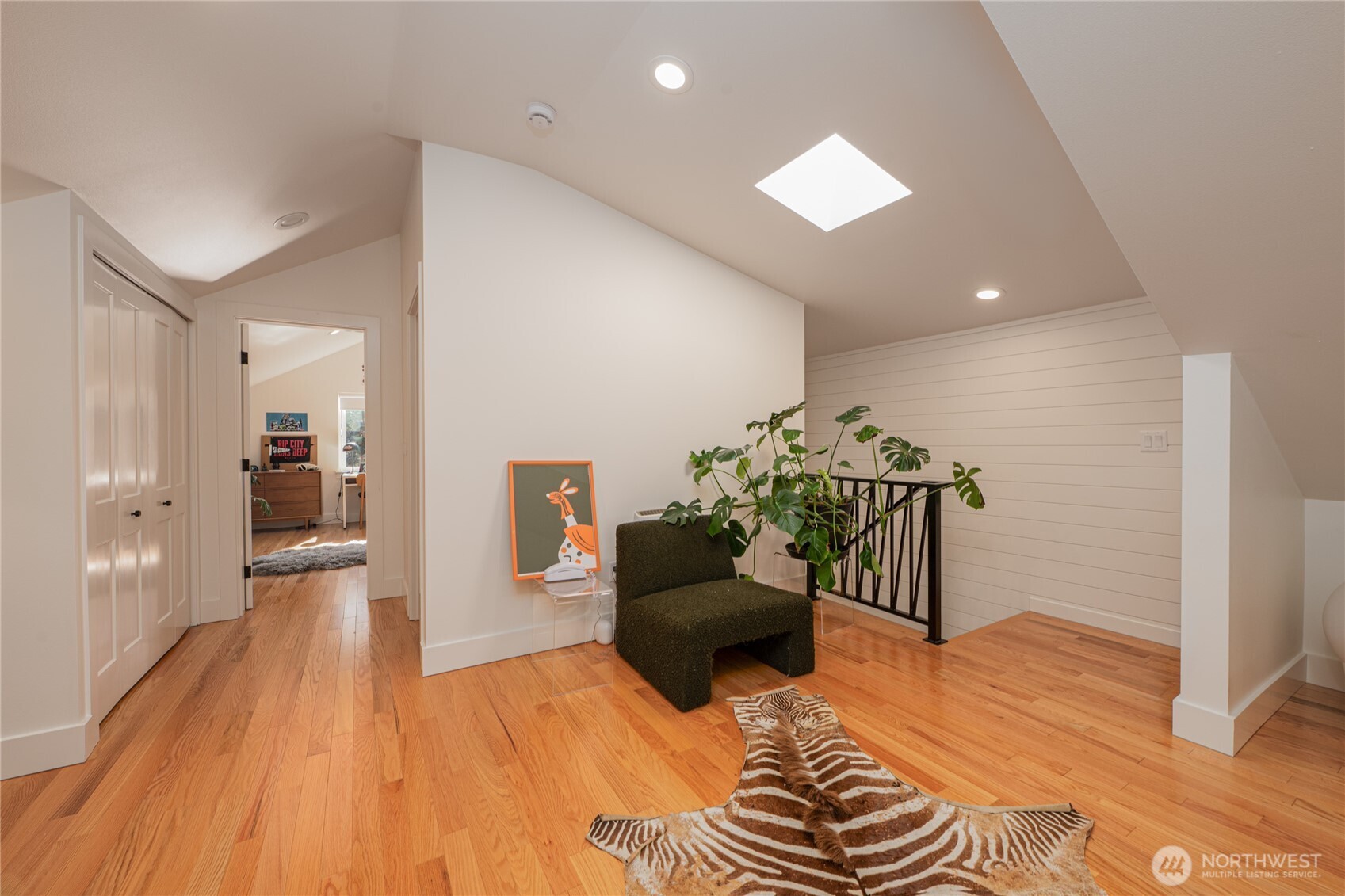 351 17th Avenue E Seattle WA 98112