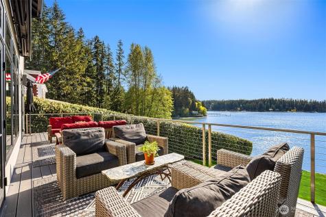 6783 NE Bergman Road Bainbridge Island WA 98110