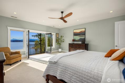 6783 NE Bergman Road Bainbridge Island WA 98110