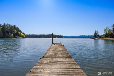 6783 NE Bergman Road Bainbridge Island WA 98110