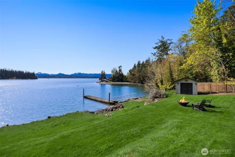 6783 NE Bergman Road Bainbridge Island WA 98110