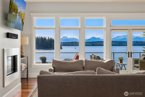 6783 NE Bergman Road Bainbridge Island WA 98110