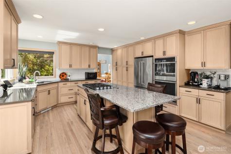 21641 SE 249th Street Maple Valley WA 98038