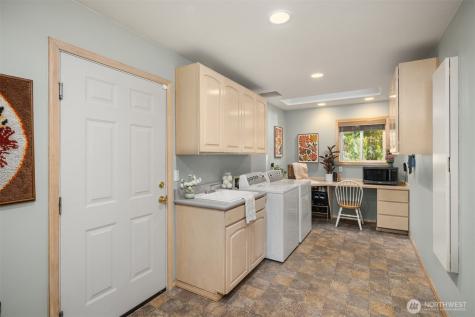 21641 SE 249th Street Maple Valley WA 98038