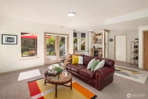 21641 SE 249th Street Maple Valley WA 98038