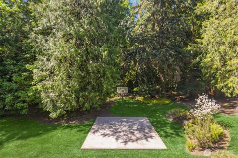 21641 SE 249th Street Maple Valley WA 98038