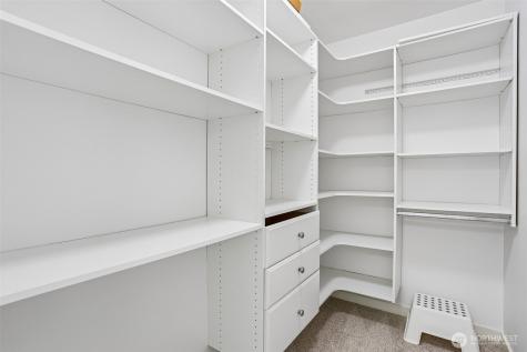 2460 NE Park Drive Issaquah WA 98028