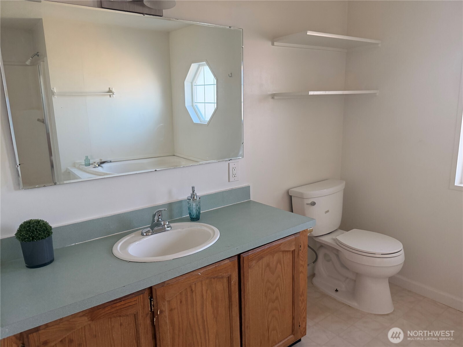 612 Orchard Drive SW Mattawa WA 99349