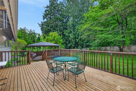 1300 Woodland Drive Mount Vernon WA 98274