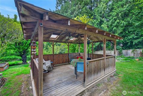 1300 Woodland Drive Mount Vernon WA 98274