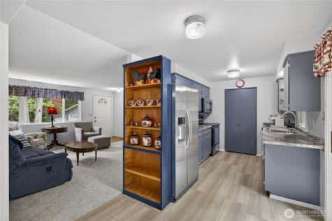 1300 Woodland Drive Mount Vernon WA 98274
