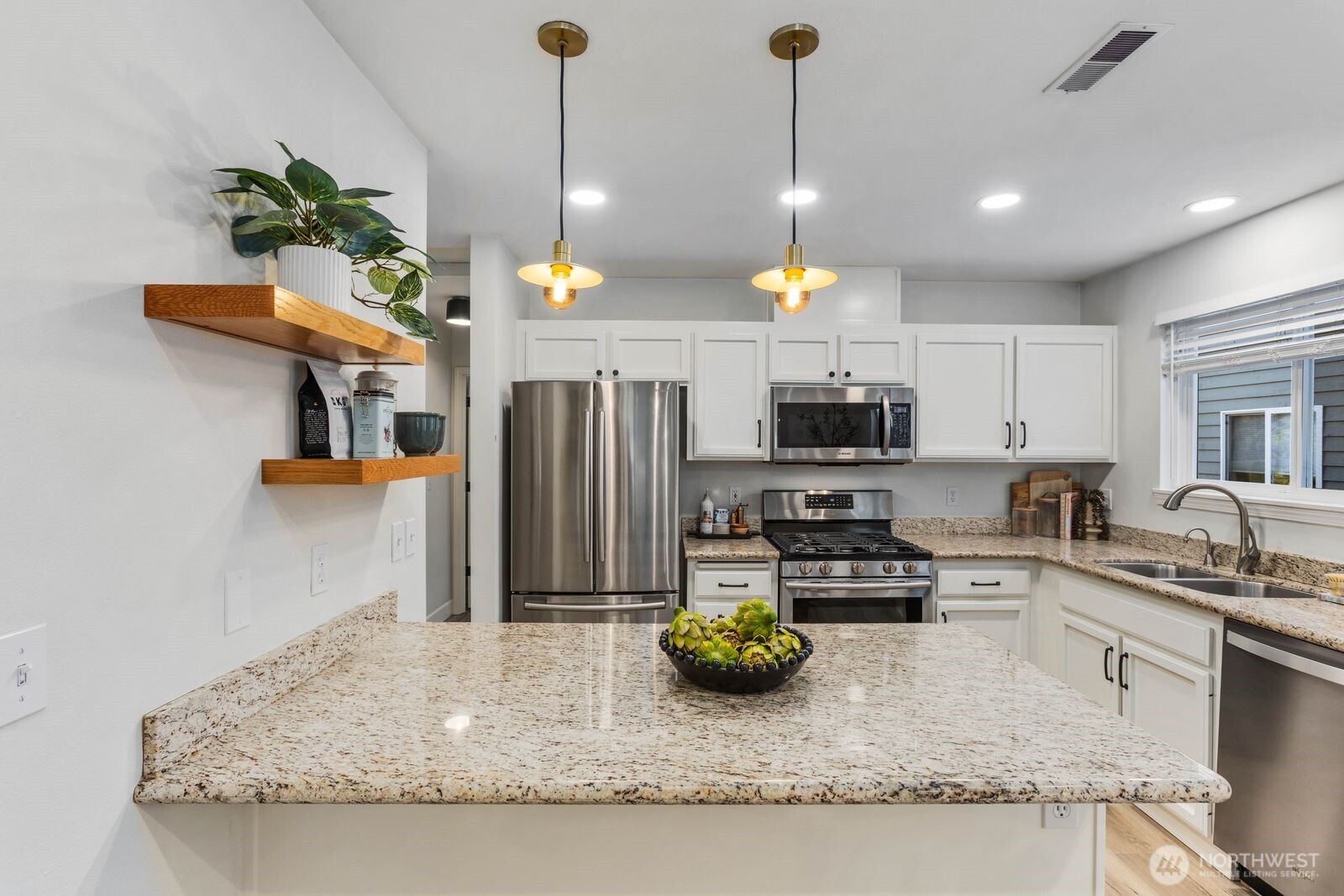 4206 36th Avenue W Seattle WA 98199