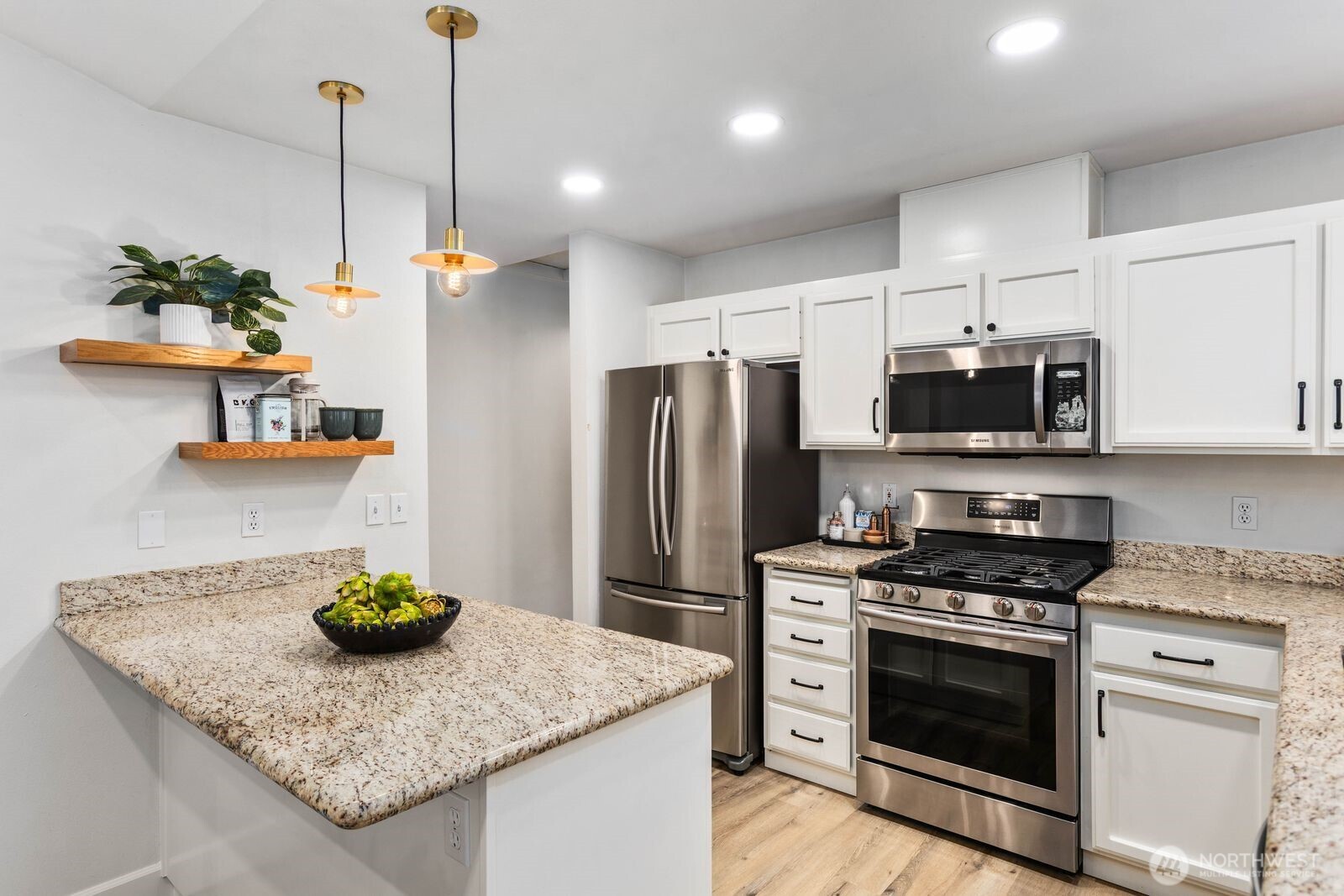 4206 36th Avenue W Seattle WA 98199