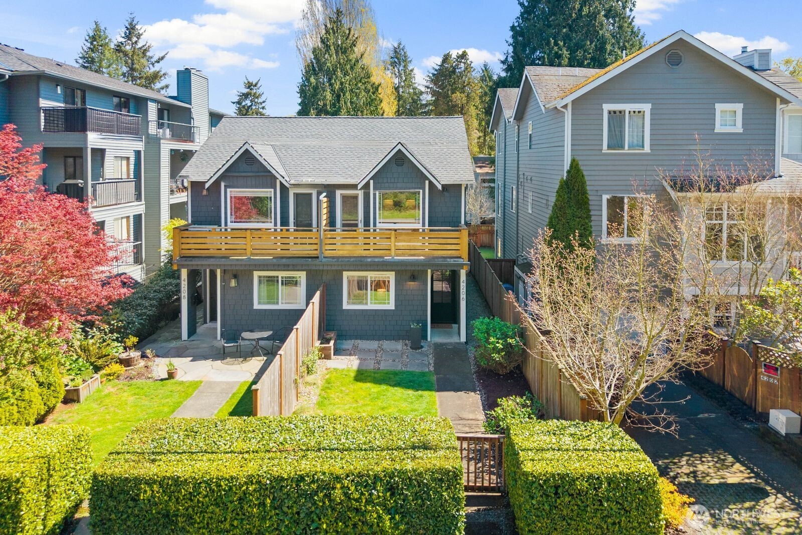 4206 36th Avenue W Seattle WA 98199