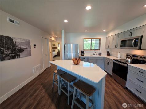 1 Lodge 632-m Manson WA 98831