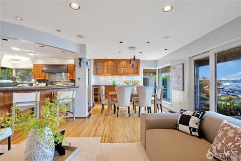 2045 Rose Point Lane Kirkland WA 98033