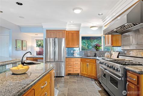 2045 Rose Point Lane Kirkland WA 98033