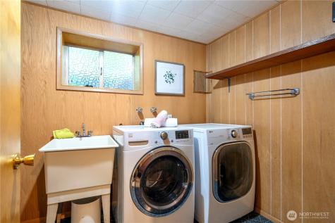 2045 Rose Point Lane Kirkland WA 98033