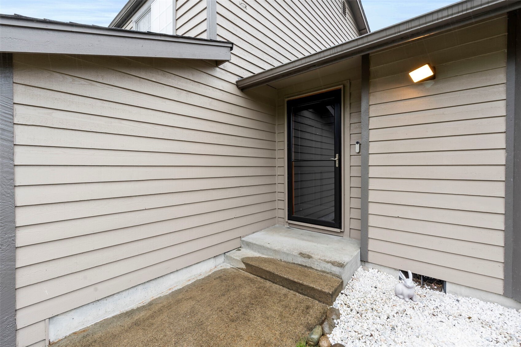 3733 Golden Eagle Loop Olympia WA 98513