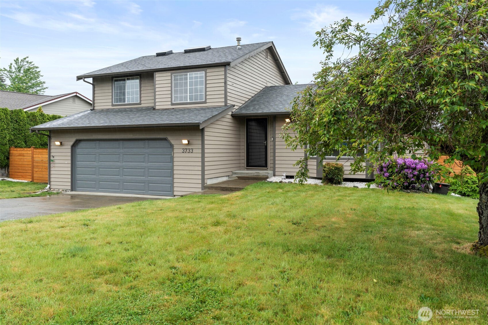 3733 Golden Eagle Loop Olympia WA 98513