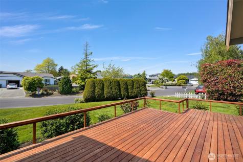 4756 Ironwood Court Blaine WA 98230