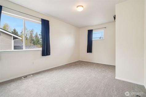 12302 160th Street E Puyallup WA 98374