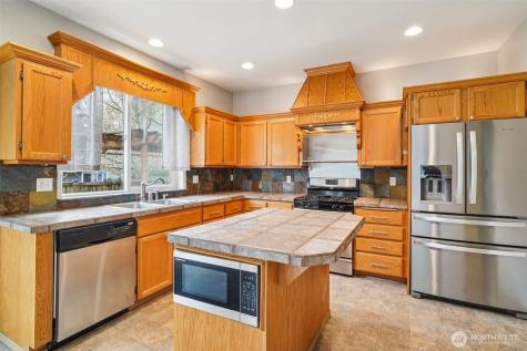 12302 160th Street E Puyallup WA 98374