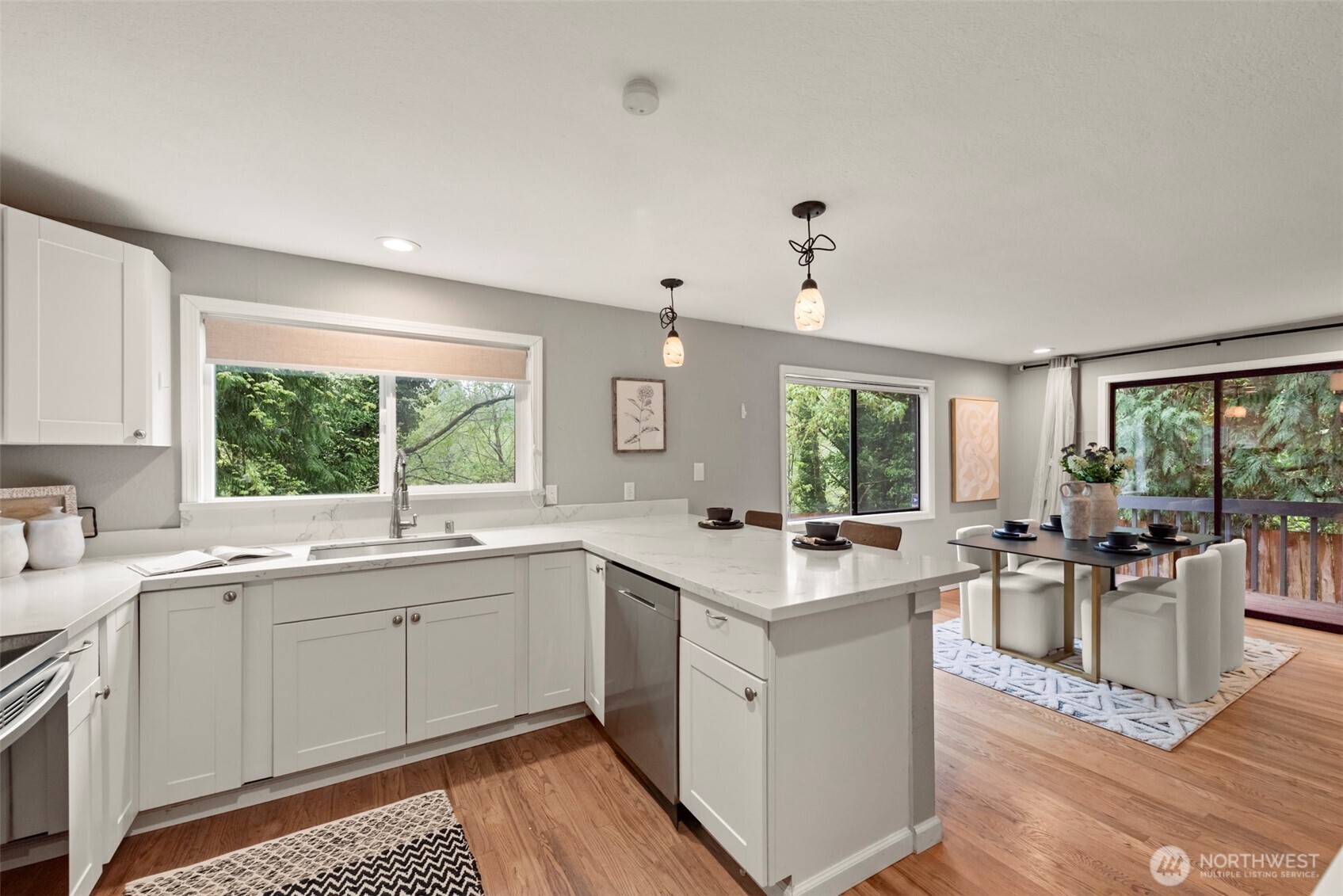 1228 NE Brockman Place Seattle WA 98125