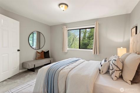 1228 NE Brockman Place Seattle WA 98125