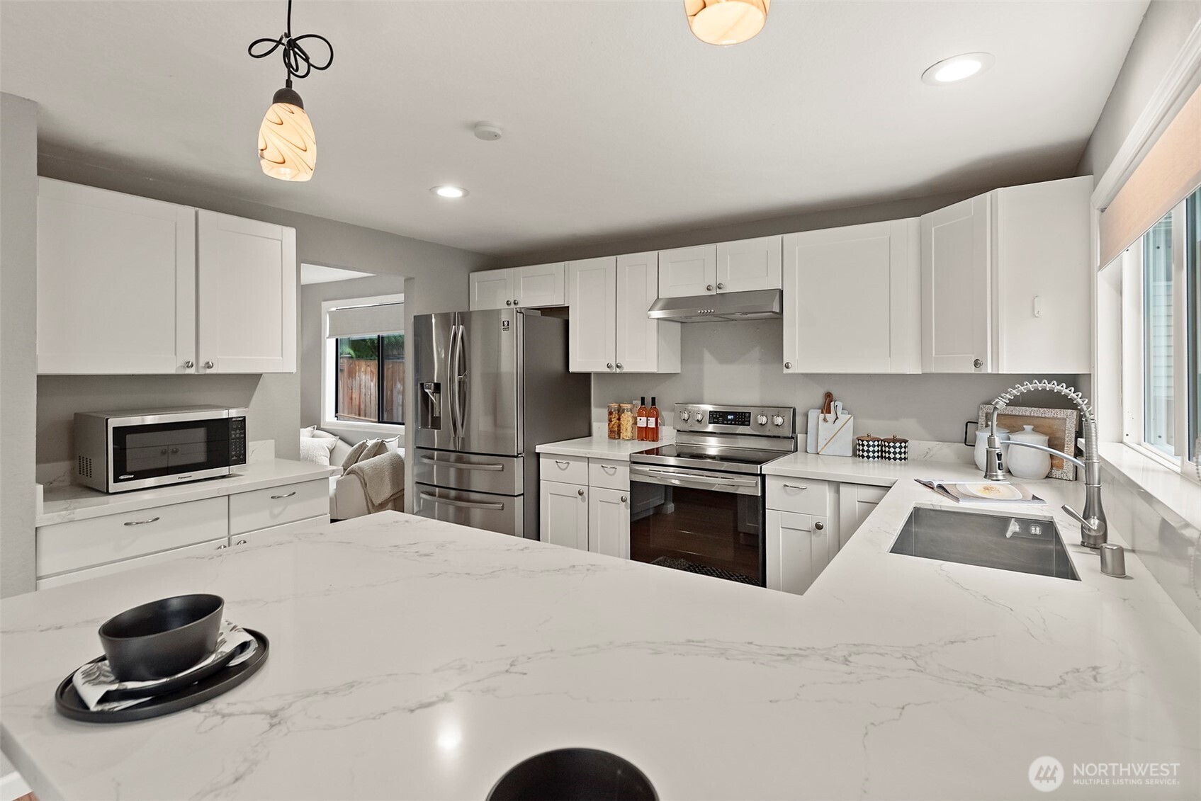 1228 NE Brockman Place Seattle WA 98125