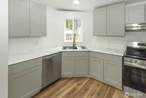 315 Highway 162 E South Prairie WA 98385